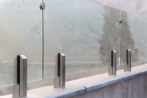 شیشه سکوریت 5و۶و۸و۱۰و۱۲و۱۵و۱۶ میل کد545