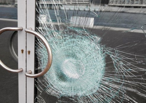 شیشه لمینیت و شیشه ضد گلوله 10+10